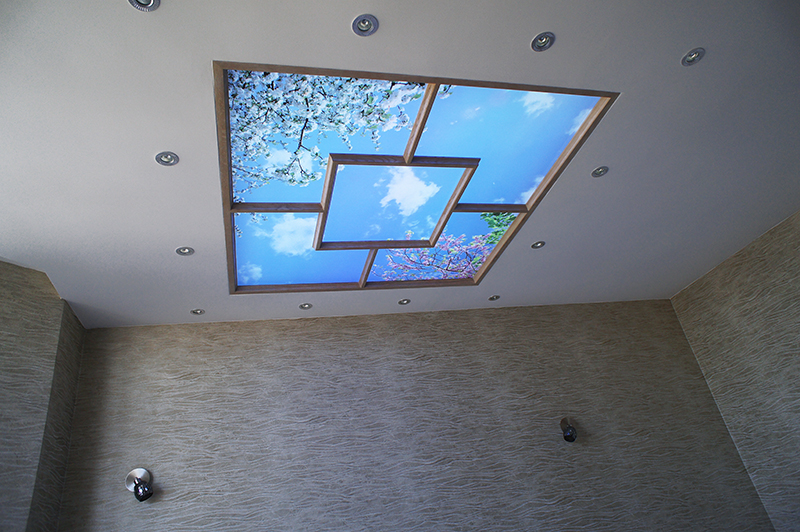 Фальш-окно на потолок с подсветкой