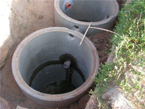 kanalizaciya-dlya-dachi-sxema-texnologiya-montazha-i-Meteria