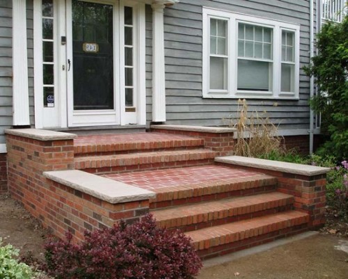 10-porch-of-brick